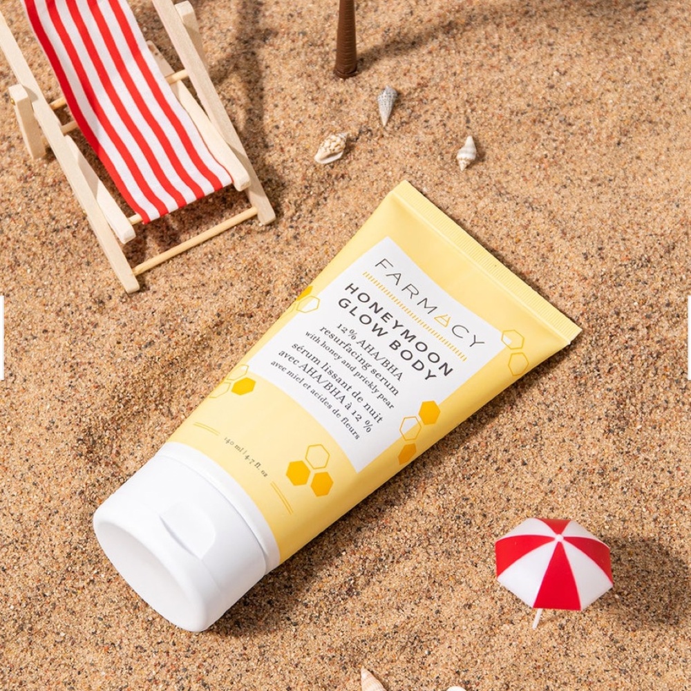 FARMACY honeymoon glow body cream